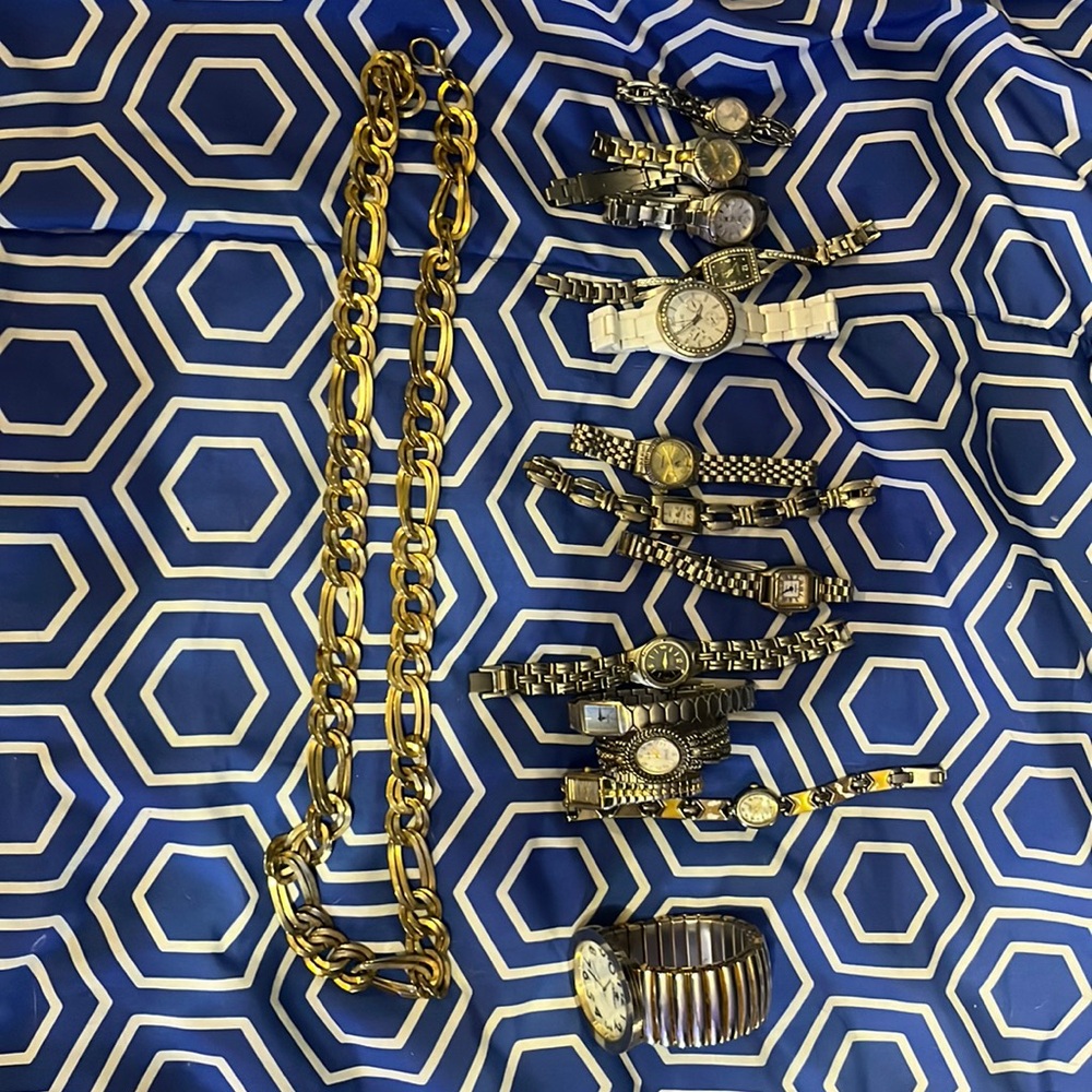 Vintage ladies watches and belt